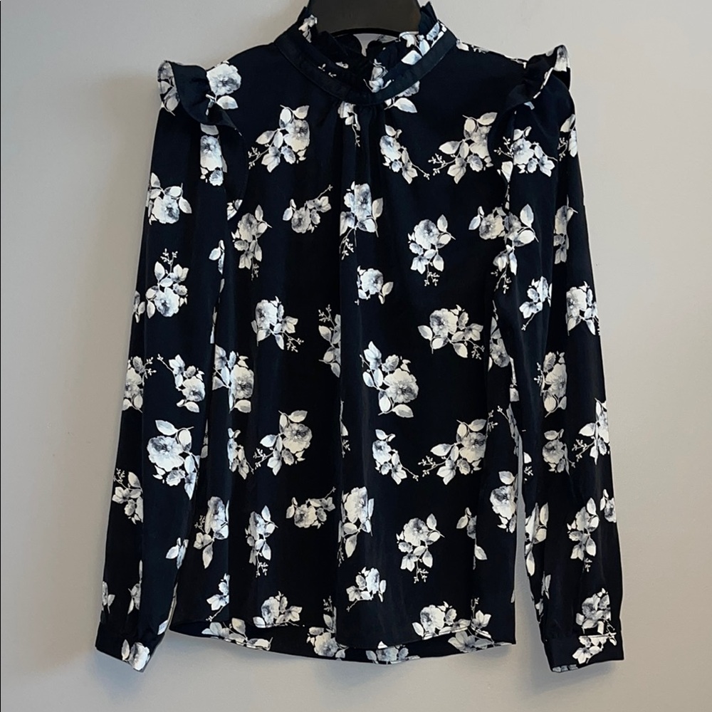 Floral Black and White Women's Top - sz S/M